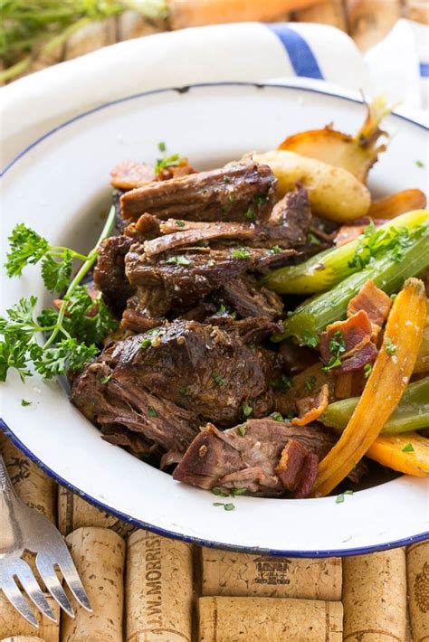 How many calories are in yankee pot roast, braised - calories, carbs, nutrition