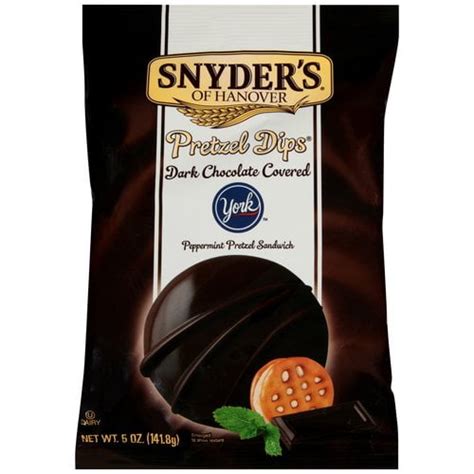 How many calories are in york peppermint pretzel sandwich - calories, carbs, nutrition