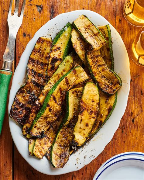 How many calories are in zucchini grilled balsamic sliced lengthwise 1/4