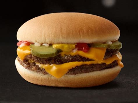 How many carbs are in 'the works' cheeseburger - calories, carbs, nutrition