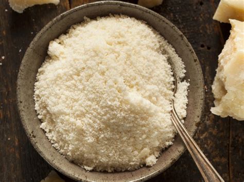 How many carbs are in 100% parmesan grated cheese - calories, carbs, nutrition