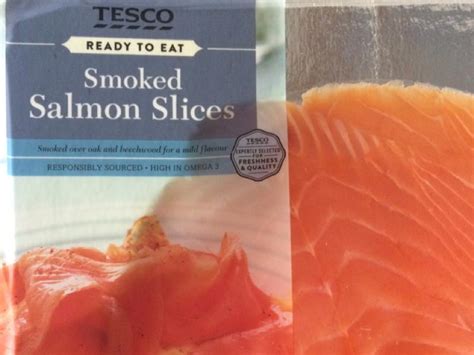 How many carbs are in amora smoked salmon with savories - calories, carbs, nutrition