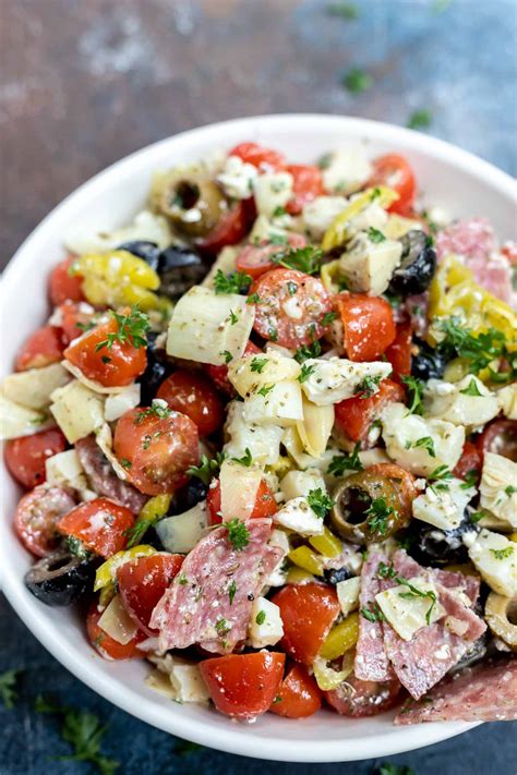 How many carbs are in antipasto salad - calories, carbs, nutrition