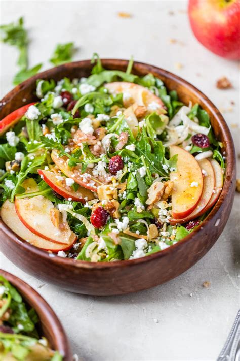 How many carbs are in apple, fresh herb and walnut salad - calories, carbs, nutrition