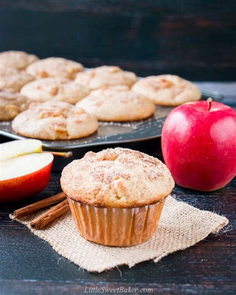 How many carbs are in apple cinnamon muffin - calories, carbs, nutrition