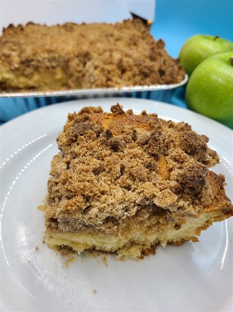 How many carbs are in apple spice coffee cake - calories, carbs, nutrition