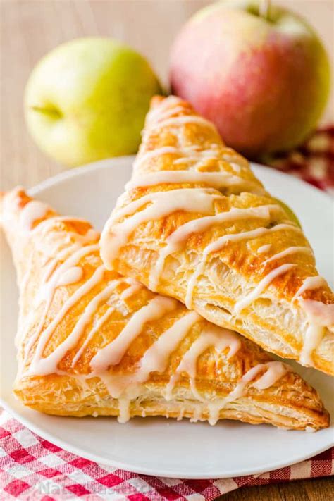 How many carbs are in apple turnover - calories, carbs, nutrition