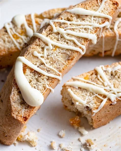 How many carbs are in apricot biscotti - calories, carbs, nutrition