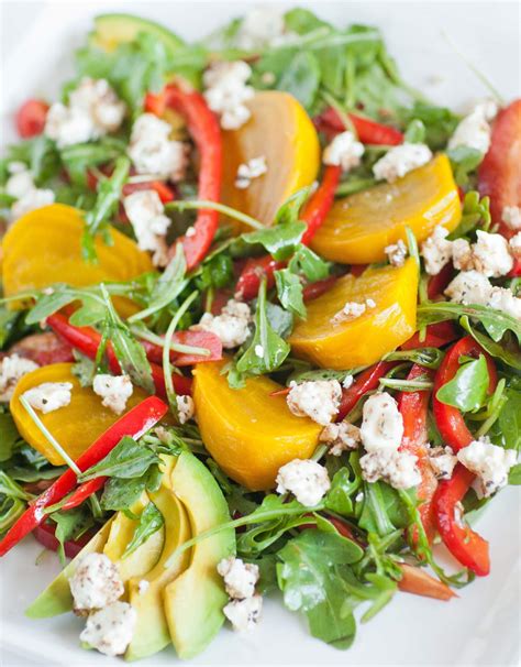 How many carbs are in arugula salad and sweet and spicy beets - calories, carbs, nutrition