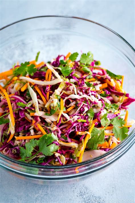 How many carbs are in asian coleslaw - calories, carbs, nutrition