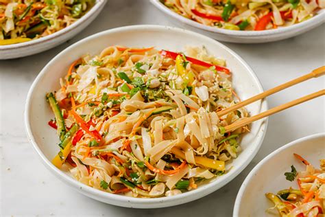 How many carbs are in asian noodle salad & teriyaki tofu sword - calories, carbs, nutrition