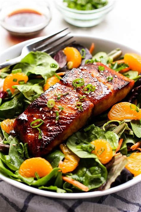 How many carbs are in asian salmon salad - calories, carbs, nutrition