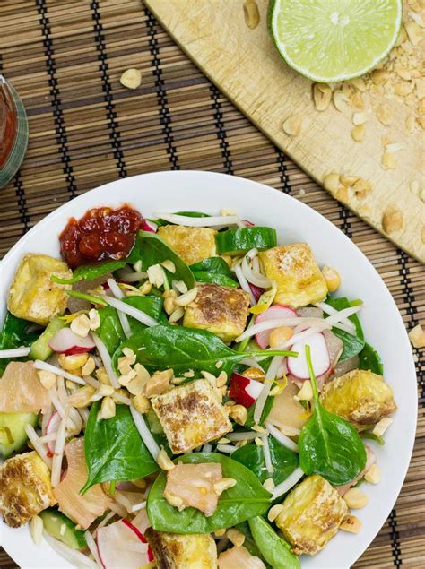 How many carbs are in asian tofu salad - calories, carbs, nutrition