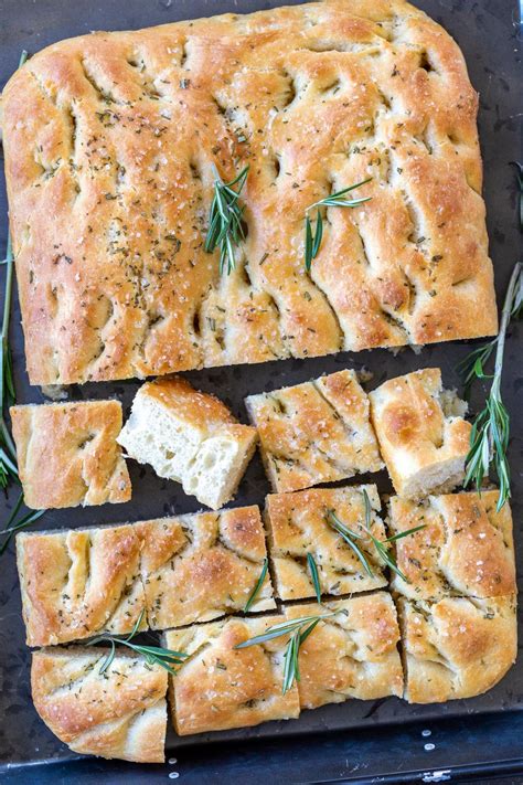 How many carbs are in autumn turkey focaccia - calories, carbs, nutrition