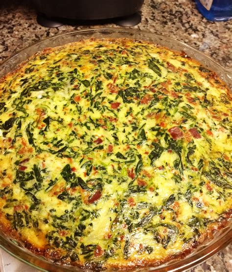 How many carbs are in bacon, spinach and swiss omelet - calories, carbs, nutrition