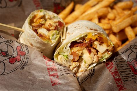 How many carbs are in bacon ranch wrap - calories, carbs, nutrition