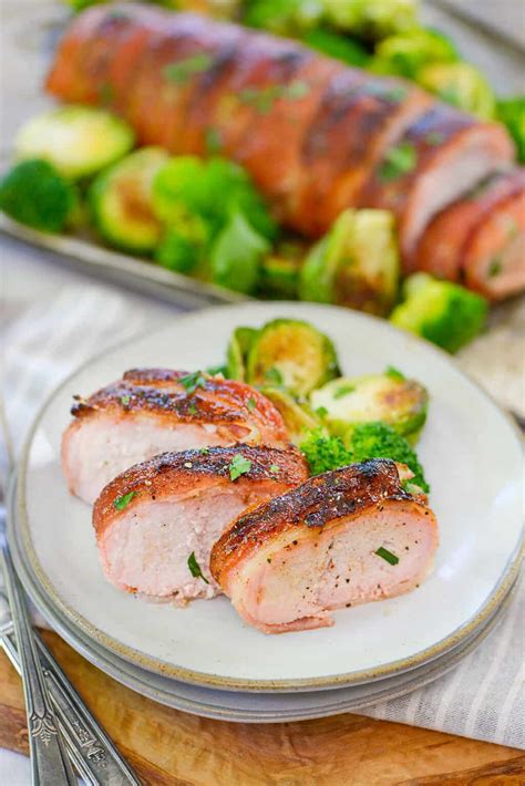 How many carbs are in bacon wrapped pork loin - calories, carbs, nutrition