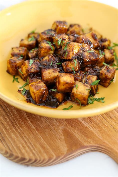 How many carbs are in baked jerk tofu - calories, carbs, nutrition