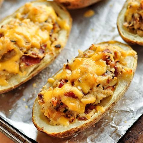 How many carbs are in baked potato with cheddar and bacon bits - calories, carbs, nutrition