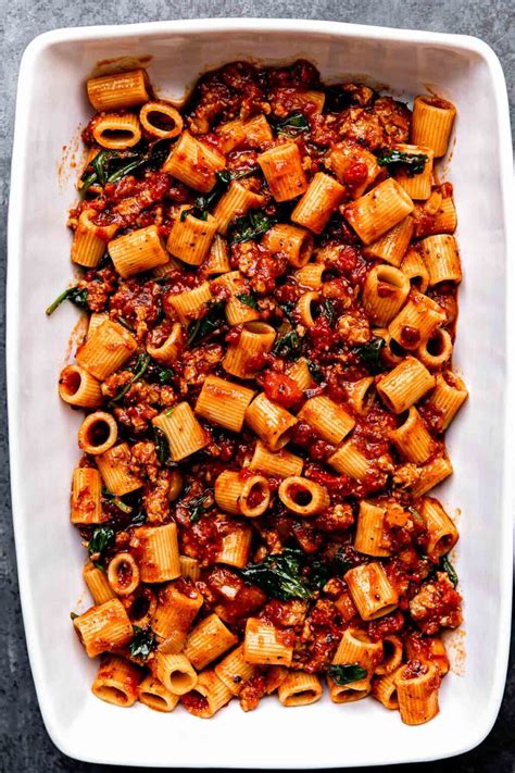 How many carbs are in baked rigatoni with ricotta sausage - calories, carbs, nutrition