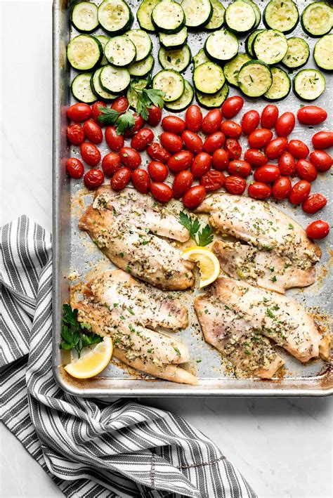 How many carbs are in baked tilapia and italian vegetables - calories, carbs, nutrition