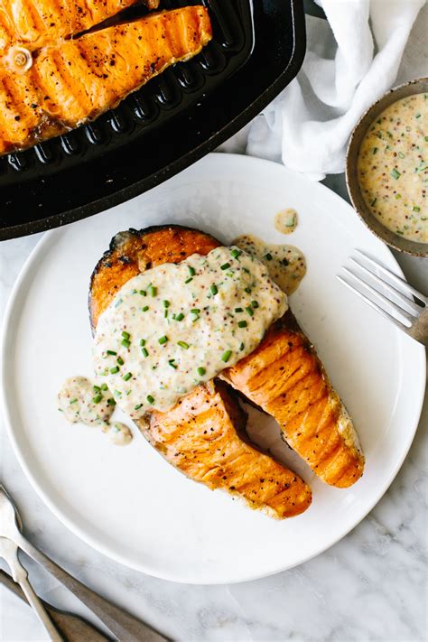 How many carbs are in baked tilapia with a mustard chive sauce - calories, carbs, nutrition