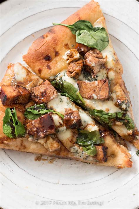 How many carbs are in balsamic chicken pizzetta - calories, carbs, nutrition