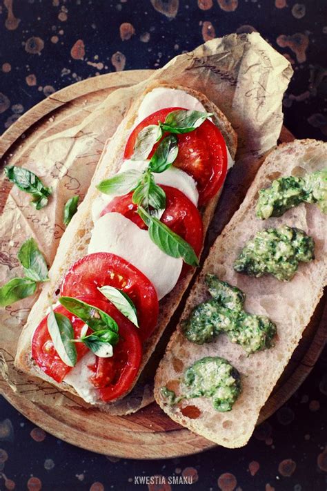 How many carbs are in balsamic veggies and pesto ciabatta sandwich - calories, carbs, nutrition