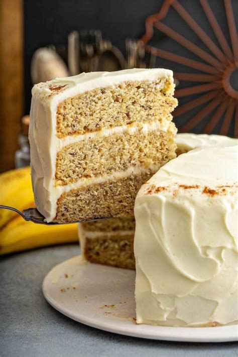 How many carbs are in banana cake with buttercream icing, vegetarian - calories, carbs, nutrition