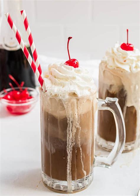 How many carbs are in banana root beer float - calories, carbs, nutrition