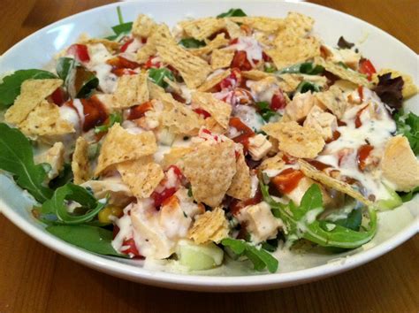 How many carbs are in bbq chicken ranch salad - calories, carbs, nutrition