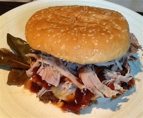 How many carbs are in bbq pork sandwich, shredded - calories, carbs, nutrition