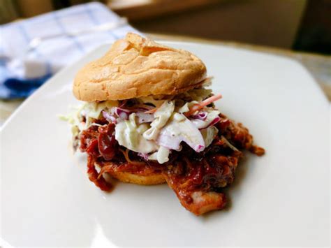 How many carbs are in bbq pork sandwich with wheat bun - calories, carbs, nutrition