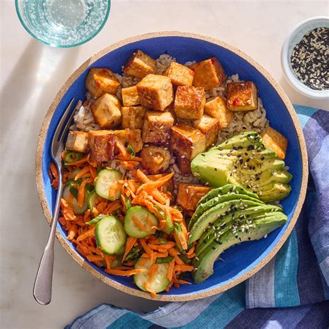 How many carbs are in bbq tofu with brown rice e - calories, carbs, nutrition