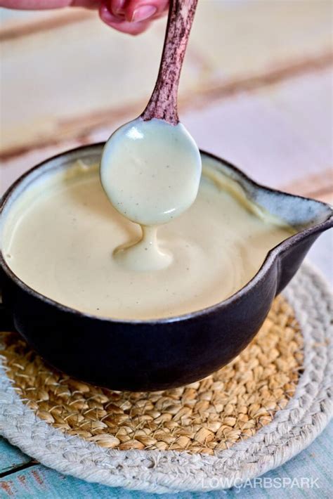 How many carbs are in bechamel (cream) sauce - calories, carbs, nutrition