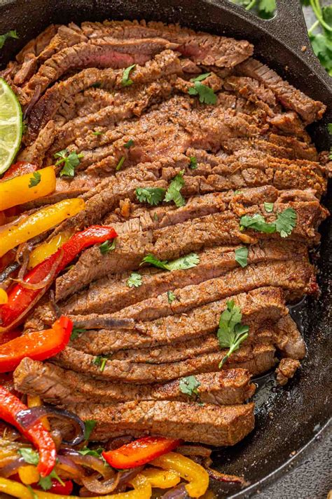 How many carbs are in beef fajitas - calories, carbs, nutrition