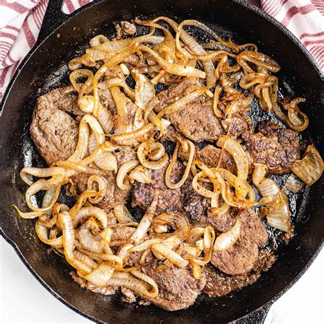 How many carbs are in beef liver with onions - calories, carbs, nutrition