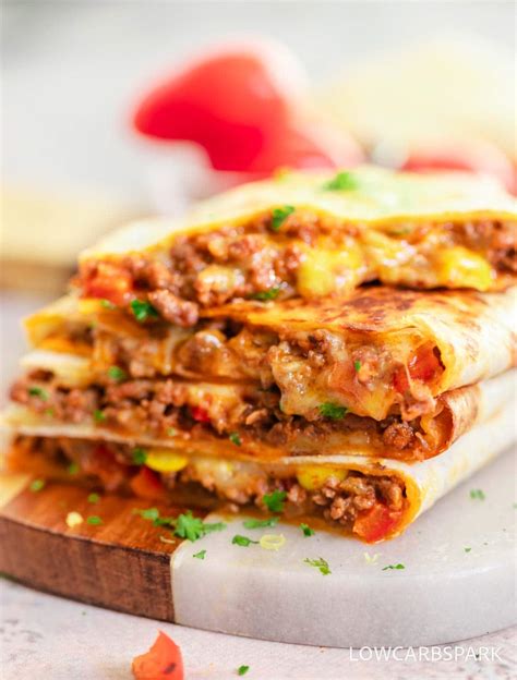 How many carbs are in beef quesadilla - calories, carbs, nutrition