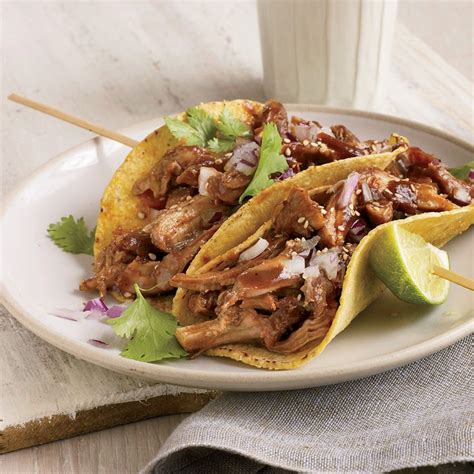 How many carbs are in beer-braised turkey tacos - calories, carbs, nutrition