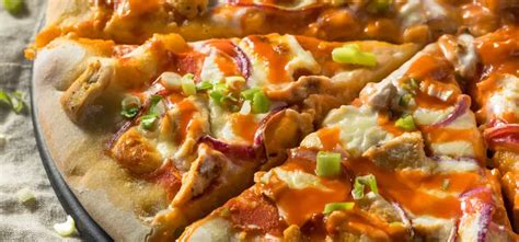 How many carbs are in bene buffalo chicken pizza - calories, carbs, nutrition