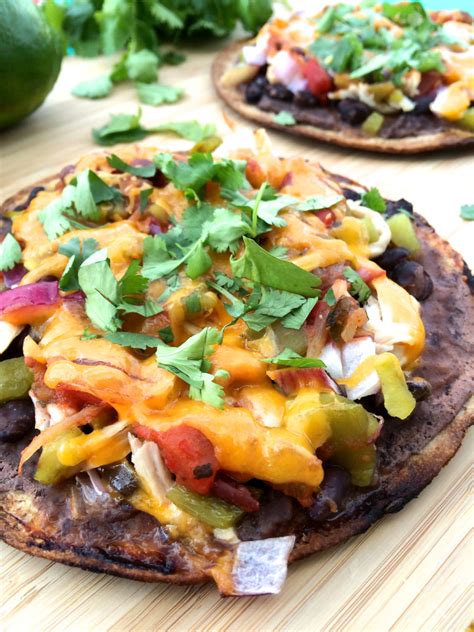 How many carbs are in black bean tostada pizza - 7