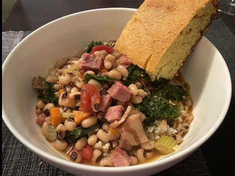 How many carbs are in black-eyed peas with pork and greens (45235.0) - calories, carbs, nutrition