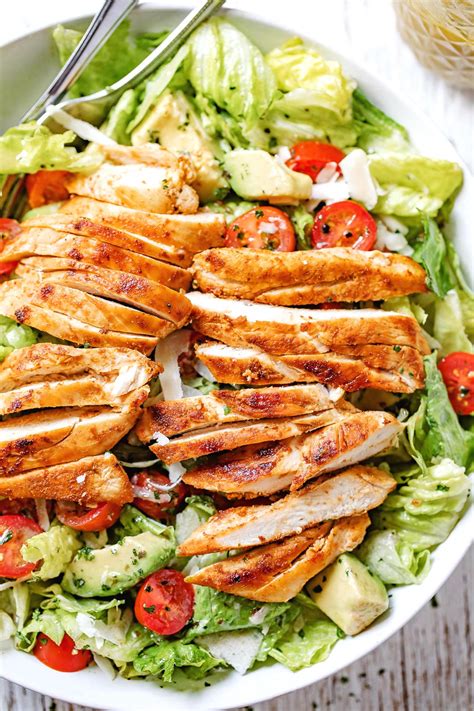 How many carbs are in blackened chicken salad - calories, carbs, nutrition