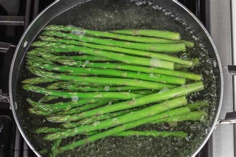 How many carbs are in blanched asparagus - calories, carbs, nutrition