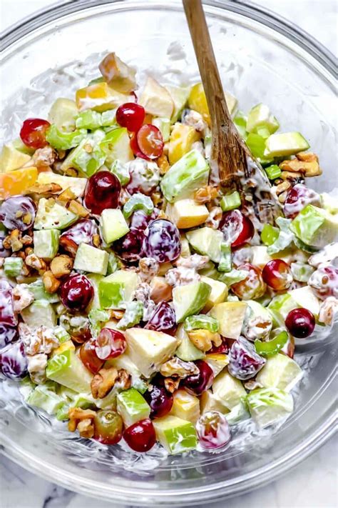 How many carbs are in bleu cheese waldorf salad - calories, carbs, nutrition