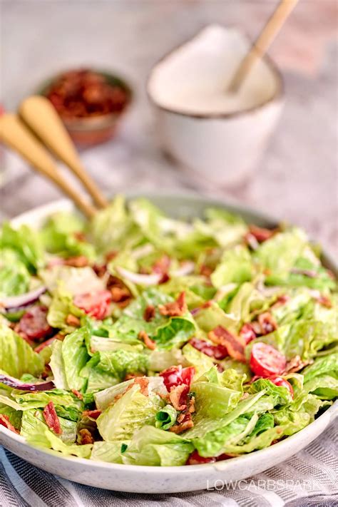 How many carbs are in blt salad - calories, carbs, nutrition