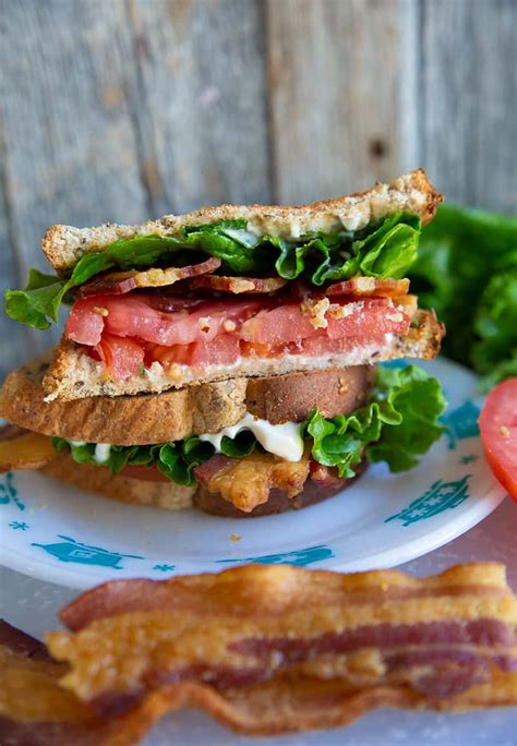 How many carbs are in blt with garlic mayo - calories, carbs, nutrition