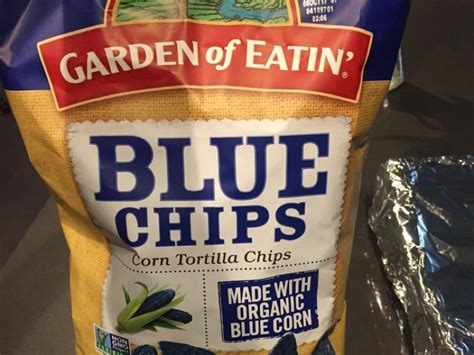 How many carbs are in blue chips - calories, carbs, nutrition