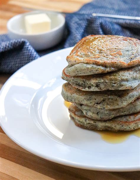 How many carbs are in blue corn pancakes - calories, carbs, nutrition