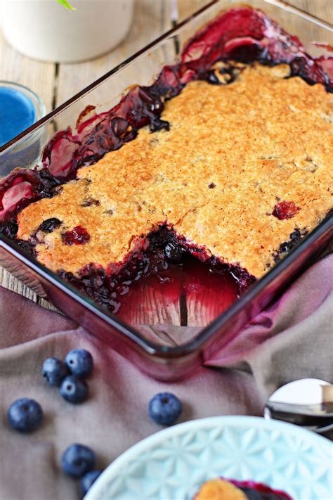 How many carbs are in blueberry cobbler, vegan - calories, carbs, nutrition